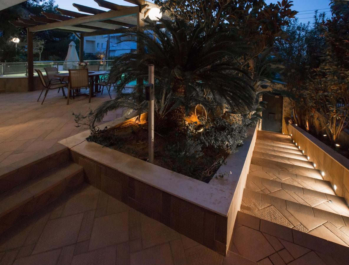 Exceptional Villa In Voula Near The Sea Athén Kültér fotó